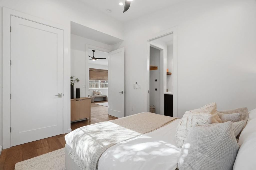 914 2nd Avenue, Redwood City, CA 94063