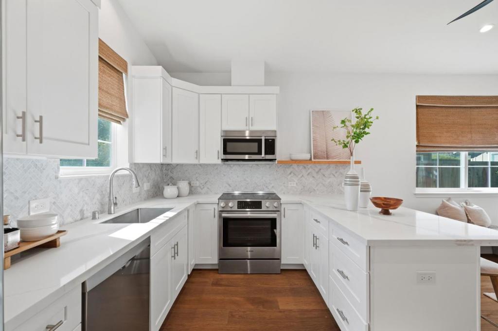 914 2nd Avenue, Redwood City, CA 94063