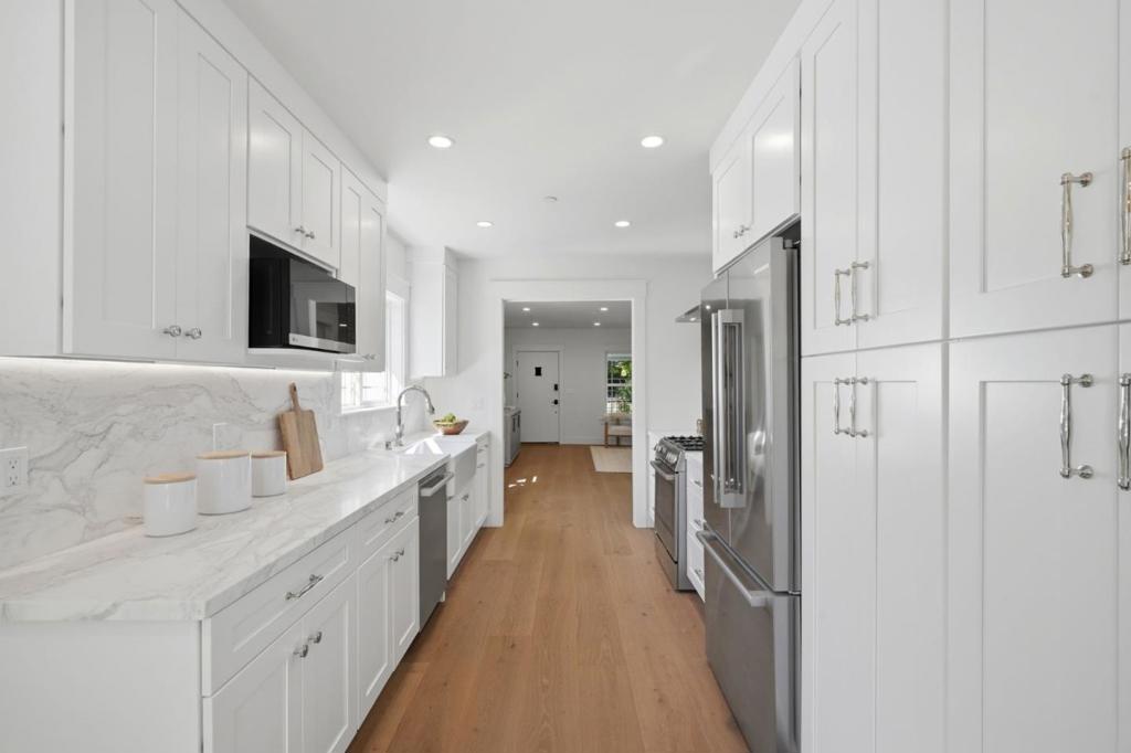 914 2nd Avenue, Redwood City, CA 94063