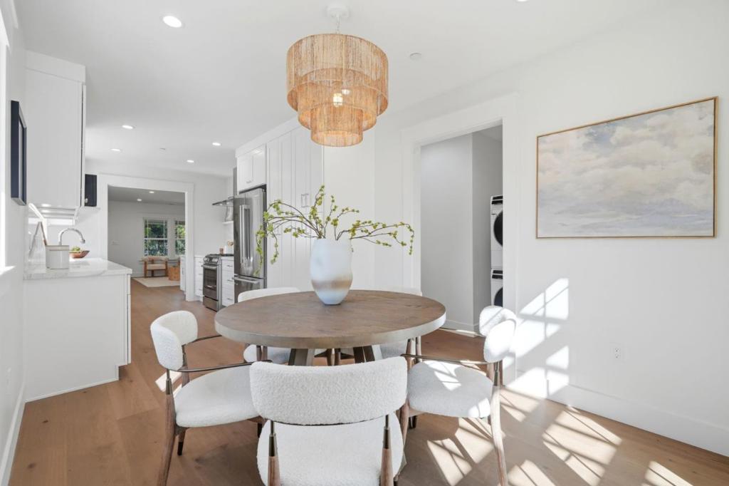 914 2nd Avenue, Redwood City, CA 94063