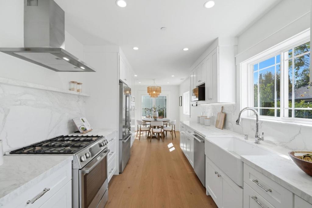 914 2nd Avenue, Redwood City, CA 94063