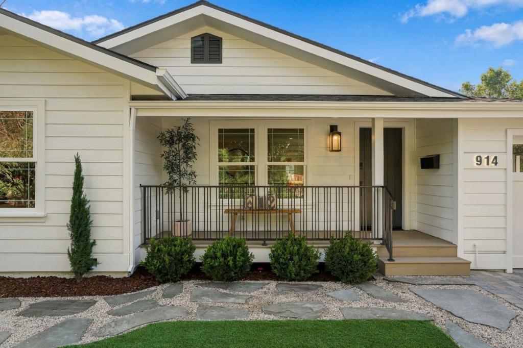 914 2nd Avenue, Redwood City, CA 94063 914 2nd Avenue, Redwood City, CA 94063