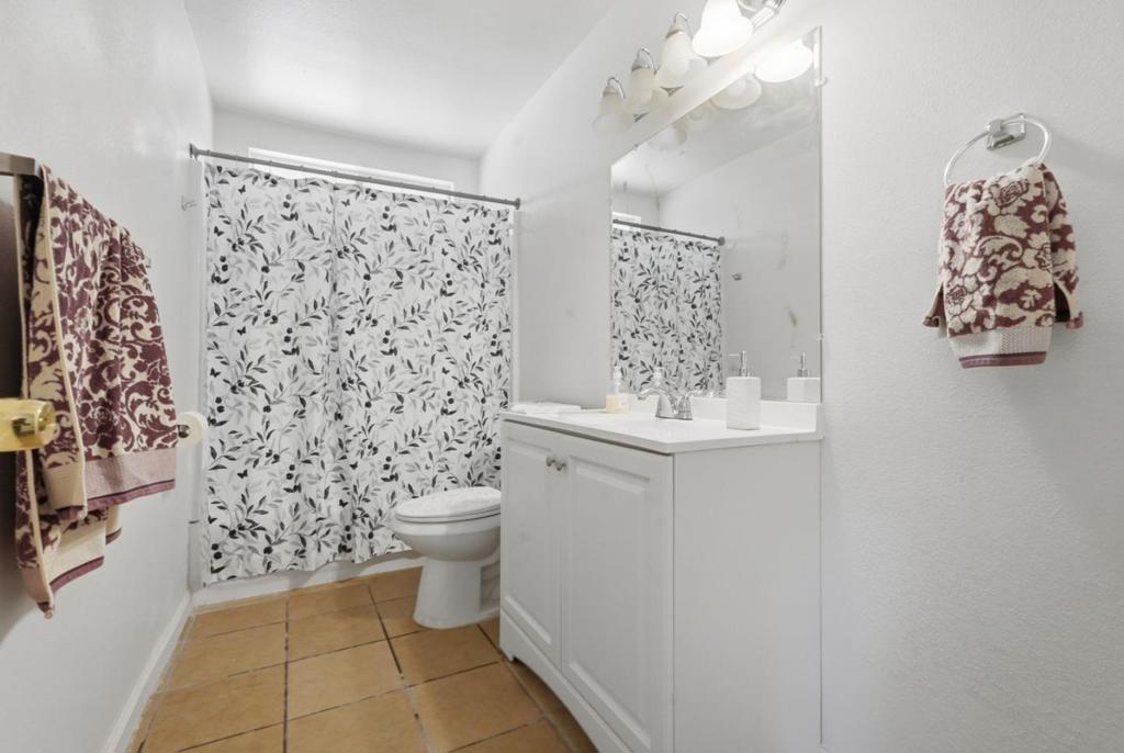1551 Little Rock Court, Merced, CA 95348