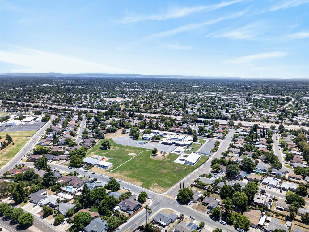 5948 Walerga Road, #4, Sacramento, CA 95842