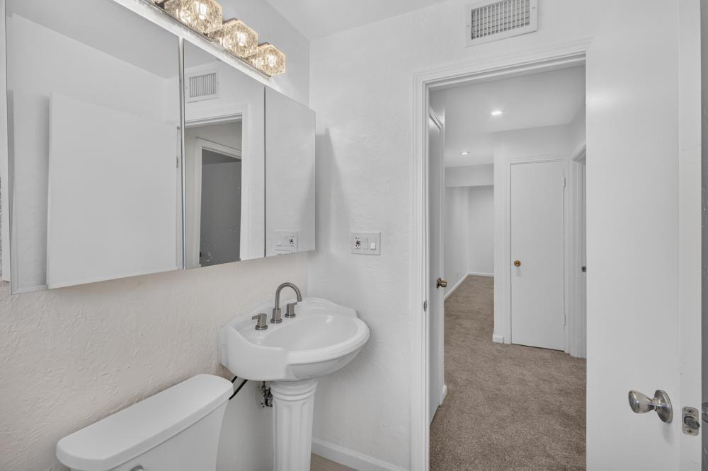 5948 Walerga Road, #4, Sacramento, CA 95842