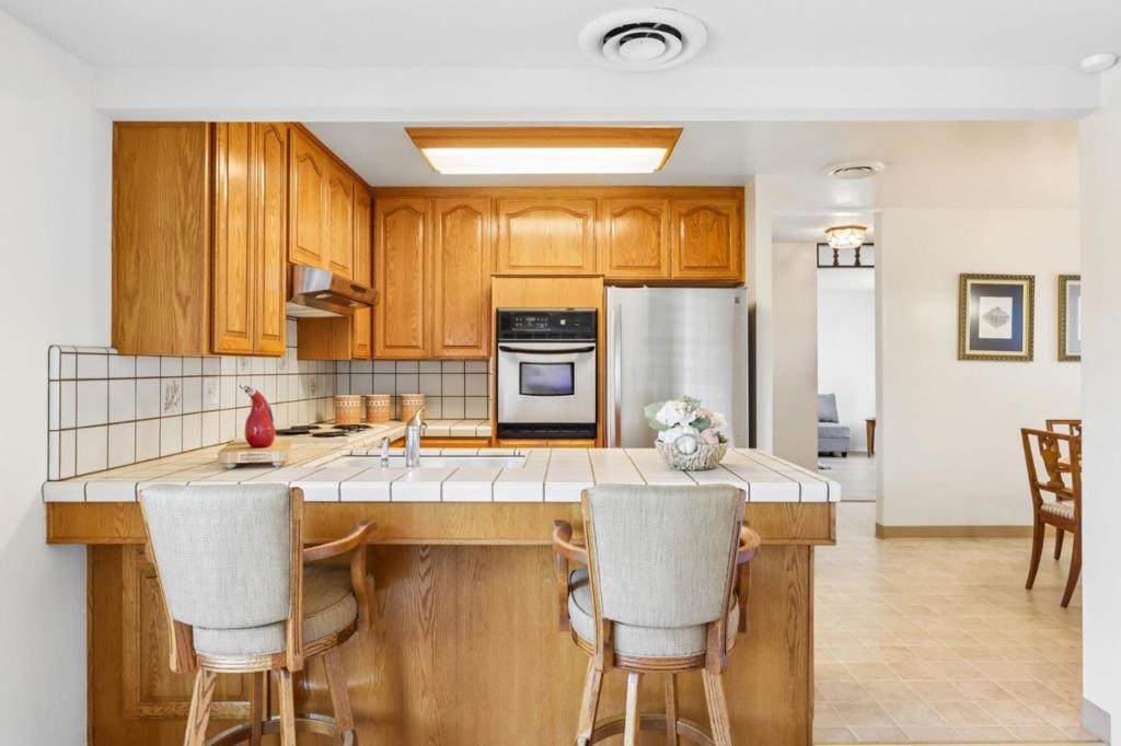 1485 Cherokee Drive, Salinas, CA 93906