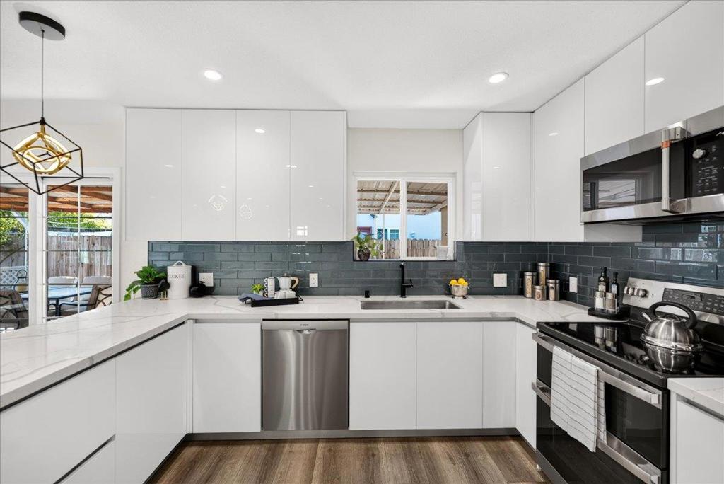 2057 El Capitan Avenue, Santa Clara, CA 95050