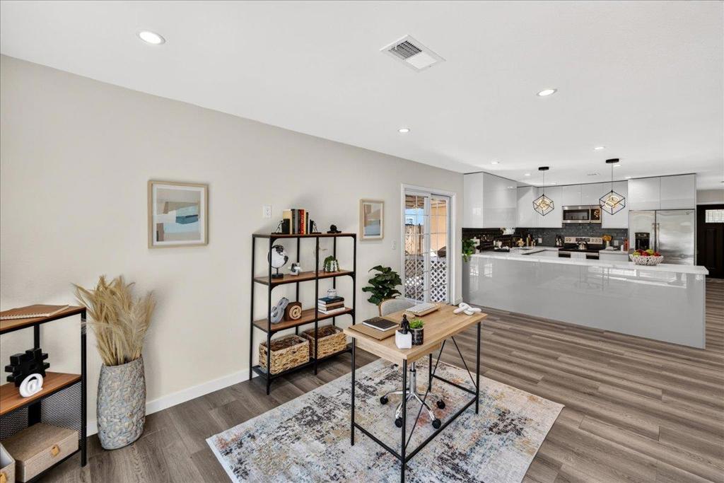 2057 El Capitan Avenue, Santa Clara, CA 95050