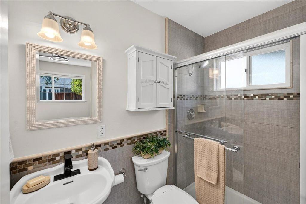 2057 El Capitan Avenue, Santa Clara, CA 95050