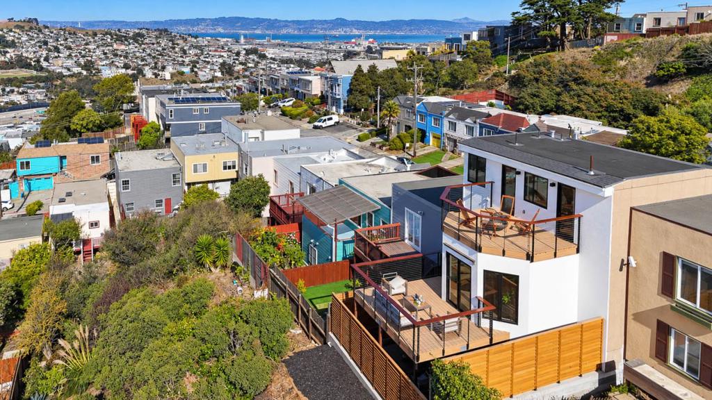 134 Athens Street, San Francisco, CA 94112