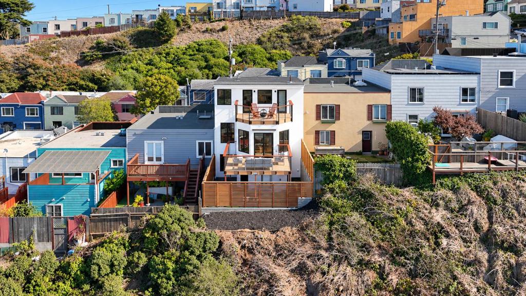 134 Athens Street, San Francisco, CA 94112