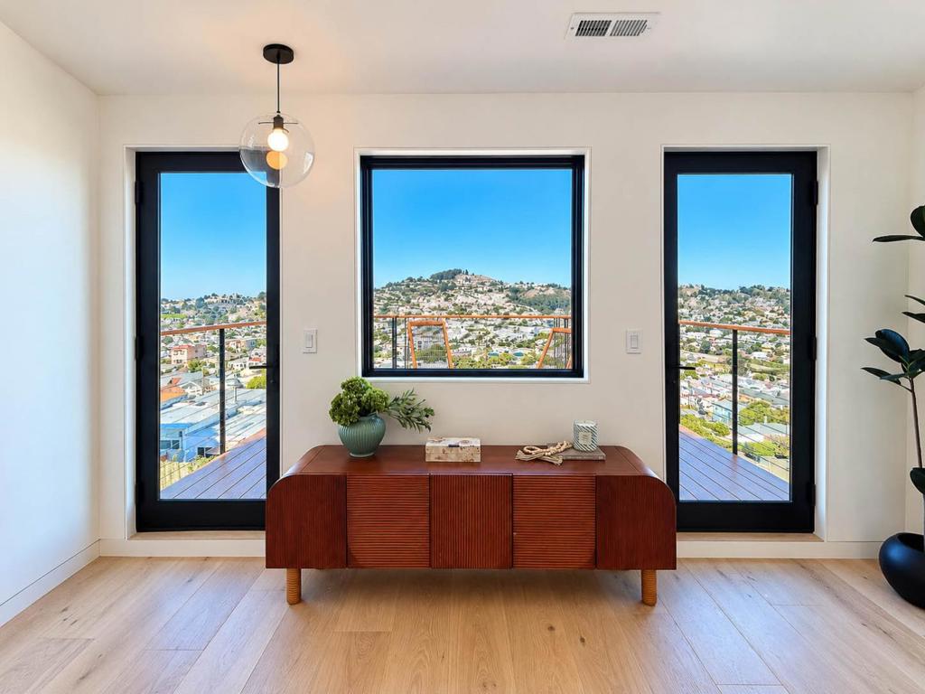 134 Athens Street, San Francisco, CA 94112