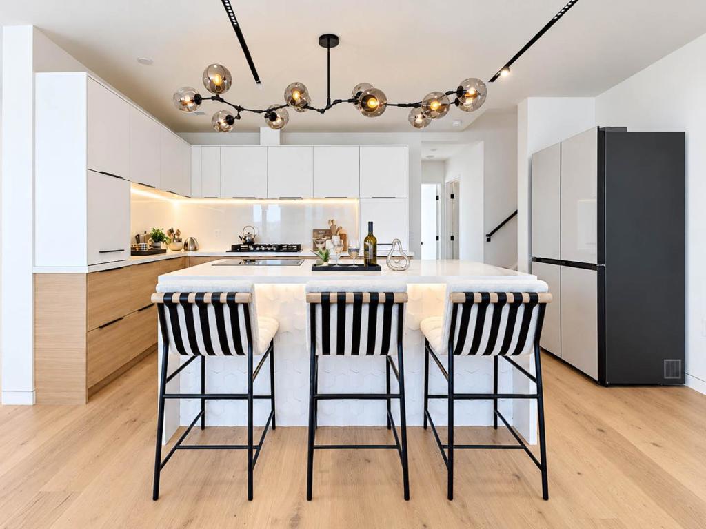 134 Athens Street, San Francisco, CA 94112