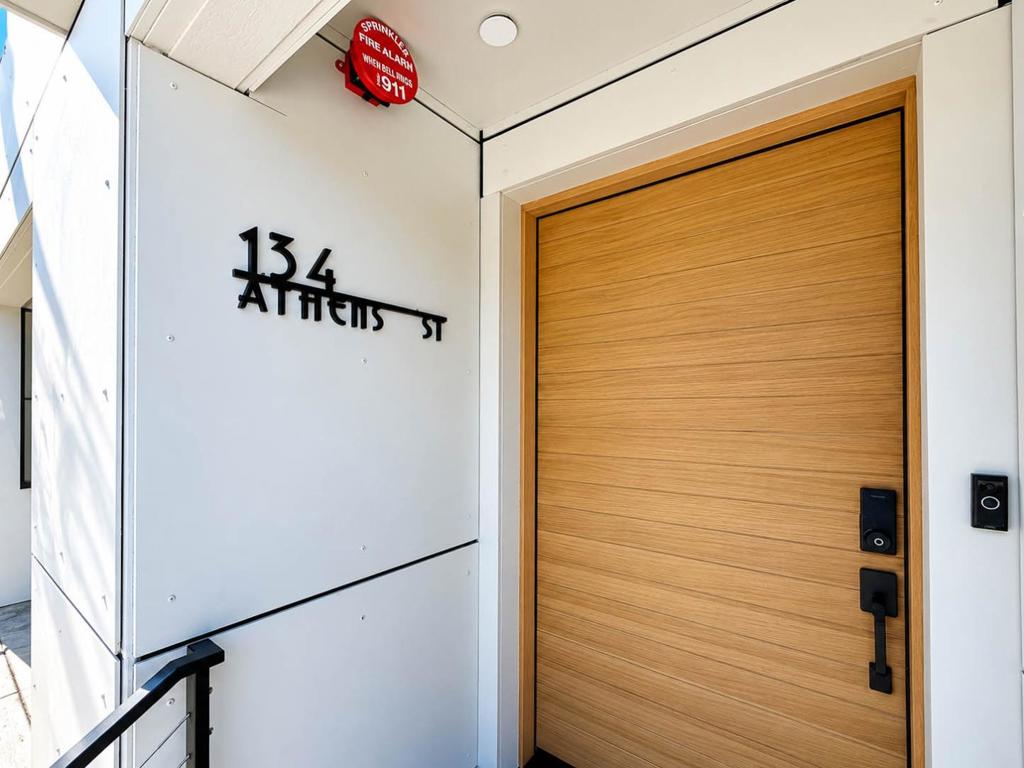 134 Athens Street, San Francisco, CA 94112