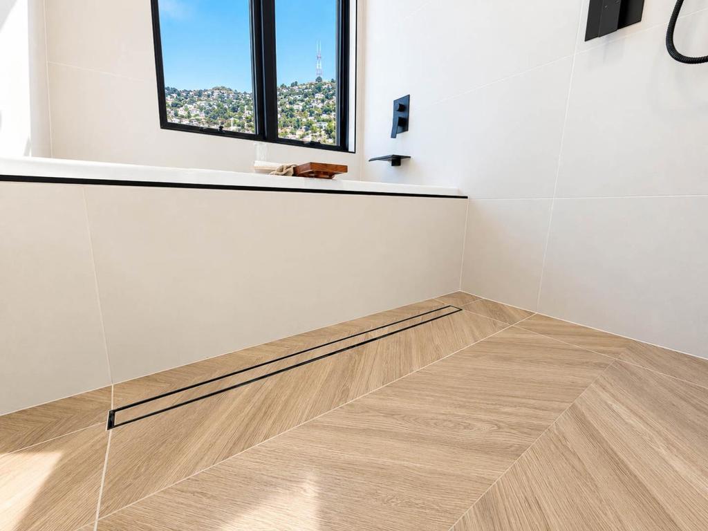 134 Athens Street, San Francisco, CA 94112
