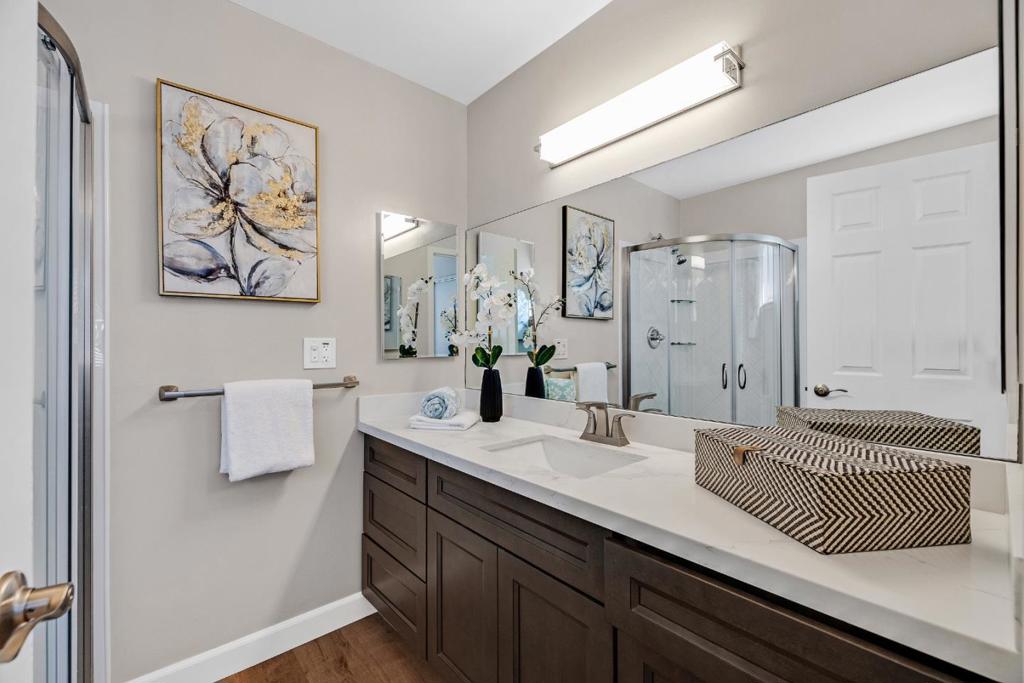 163 Rodrigues Avenue, Milpitas, CA 95035