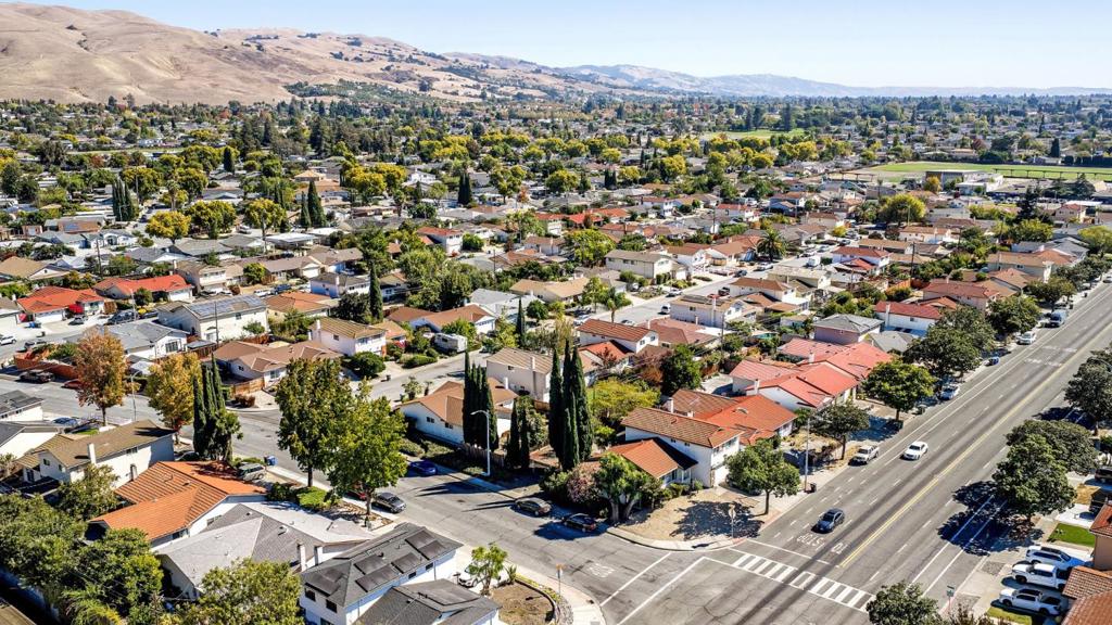 163 Rodrigues Avenue, Milpitas, CA 95035