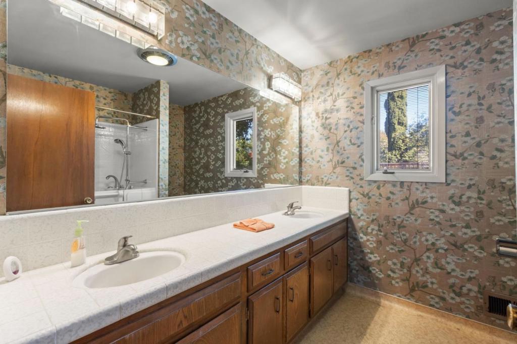 13158 Stewart Court, Saratoga, CA 95070