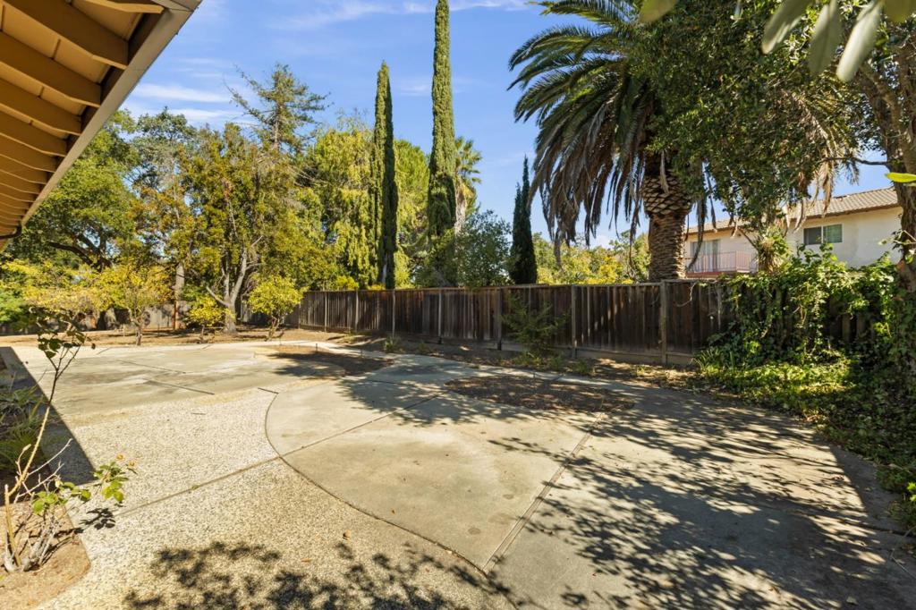 13158 Stewart Court, Saratoga, CA 95070