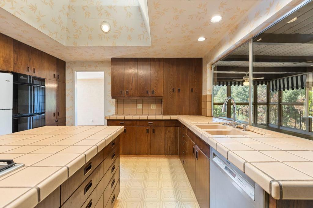 13158 Stewart Court, Saratoga, CA 95070