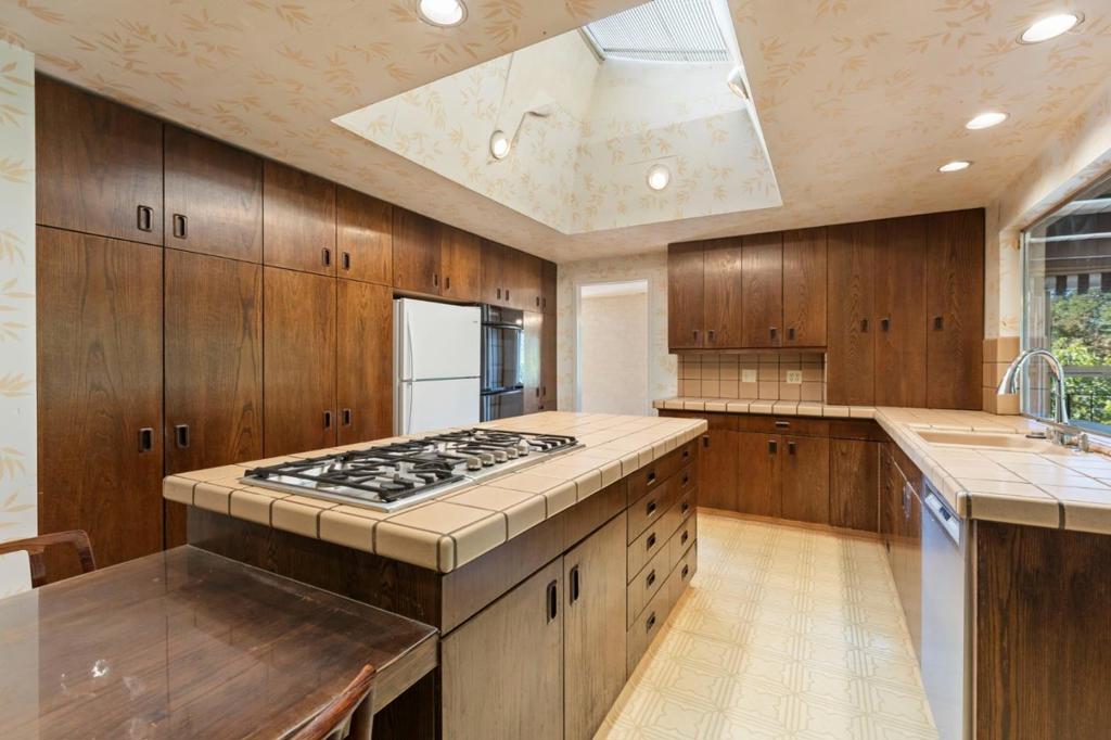 13158 Stewart Court, Saratoga, CA 95070