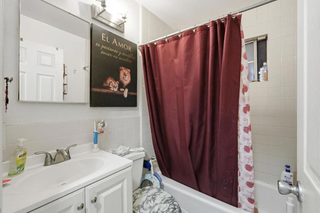 212 Pamela Avenue, San Jose, CA 95116
