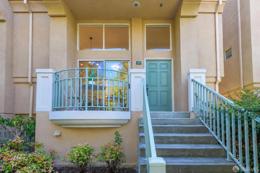 168 Campbell Drive, Mountain View, CA 94043 168 Campbell Drive, Mountain View, CA 94043