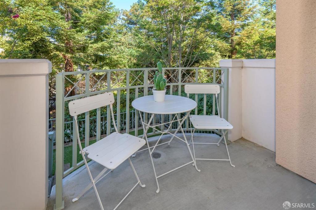 168 Campbell Drive, Mountain View, CA 94043 168 Campbell Drive, Mountain View, CA 94043