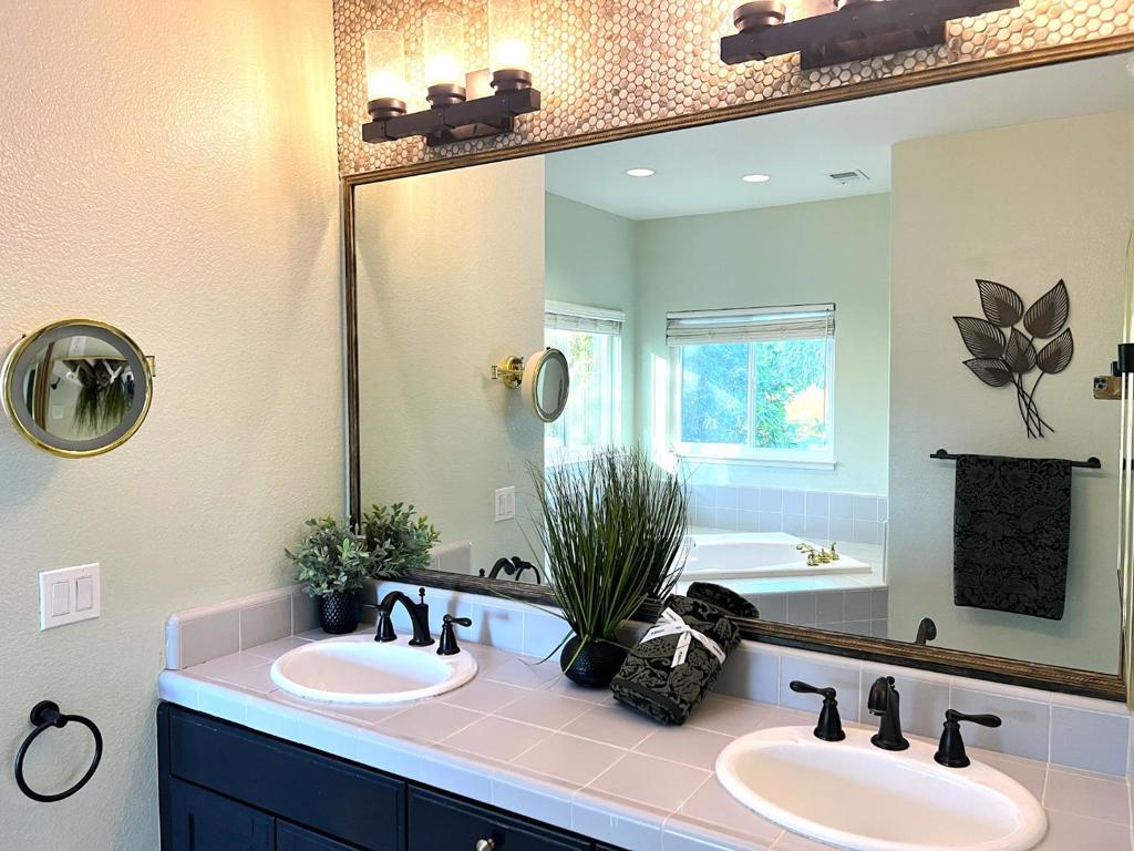 1163 Brace, San Jose, CA 95125