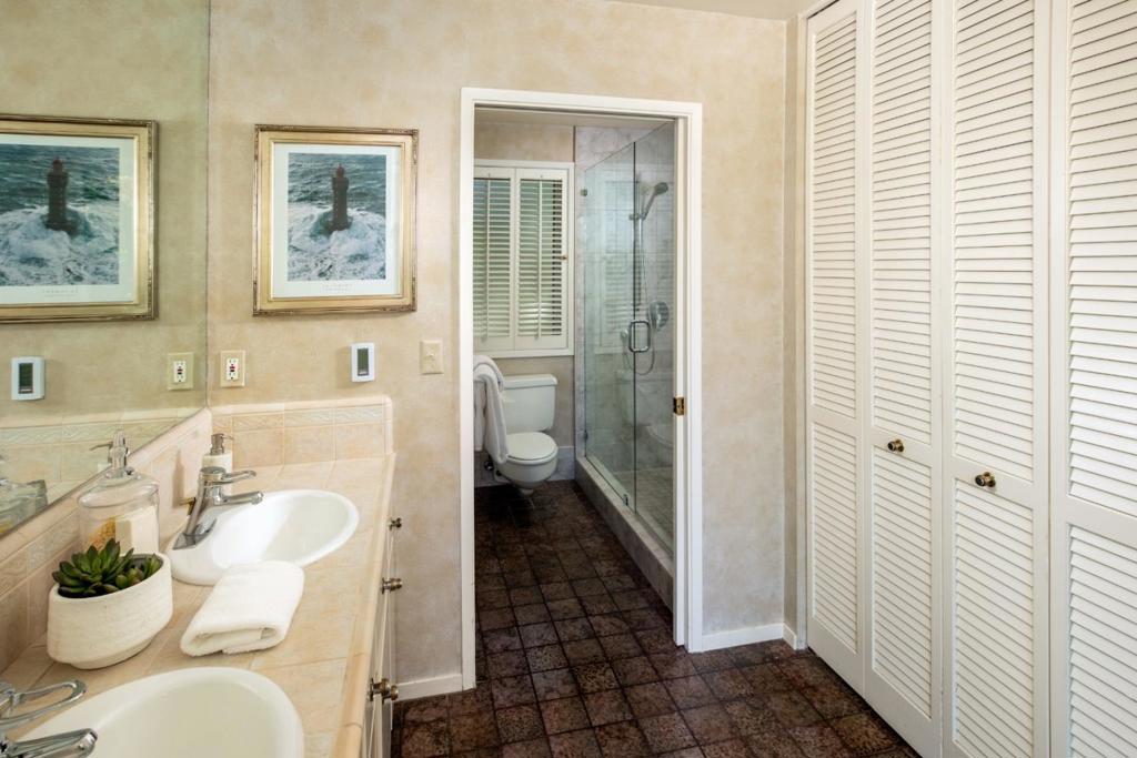 27 Catalpa Drive, Atherton, CA 94027