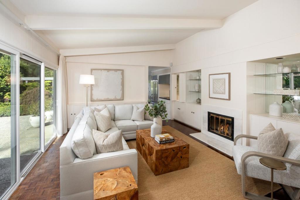 27 Catalpa Drive, Atherton, CA 94027