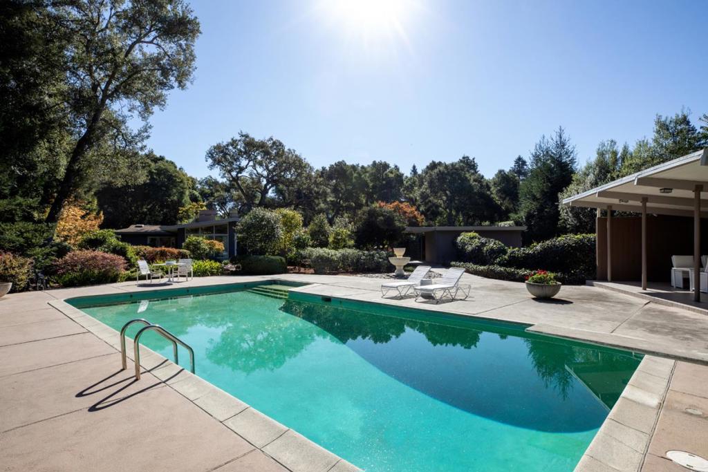 27 Catalpa Drive, Atherton, CA 94027