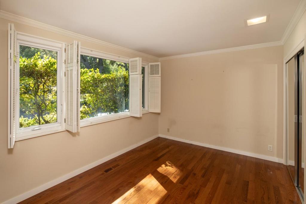 27 Catalpa Drive, Atherton, CA 94027