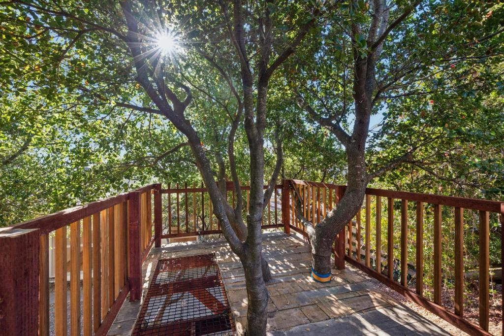 830 Robin Lane, Millbrae, CA 94030
