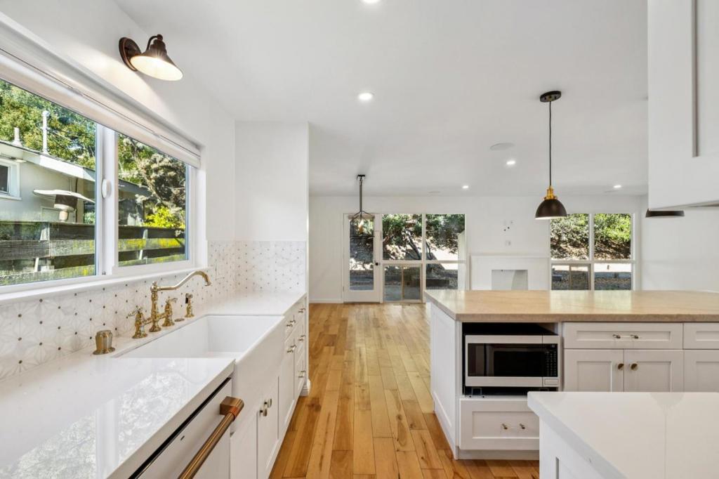 830 Robin Lane, Millbrae, CA 94030