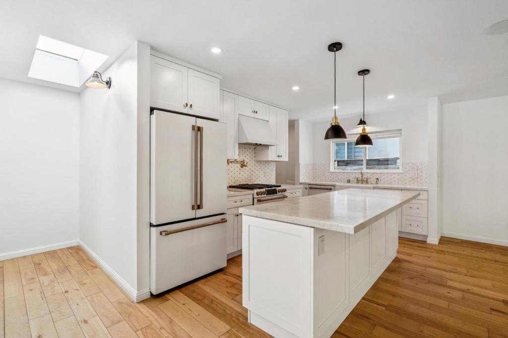 830 Robin Lane, Millbrae, CA 94030