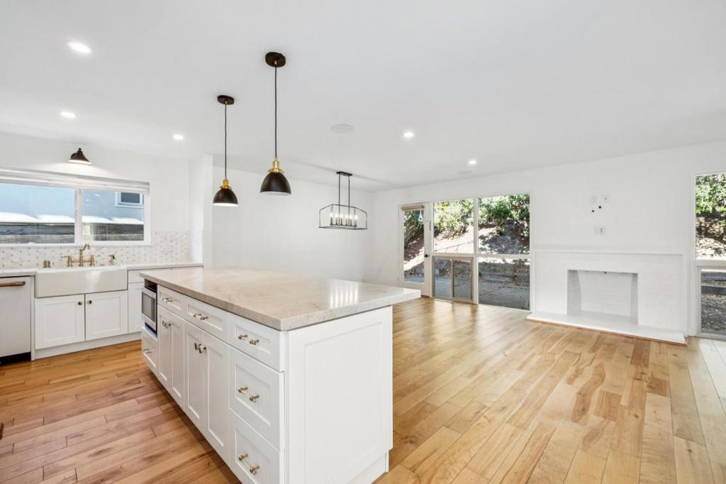 830 Robin Lane, Millbrae, CA 94030