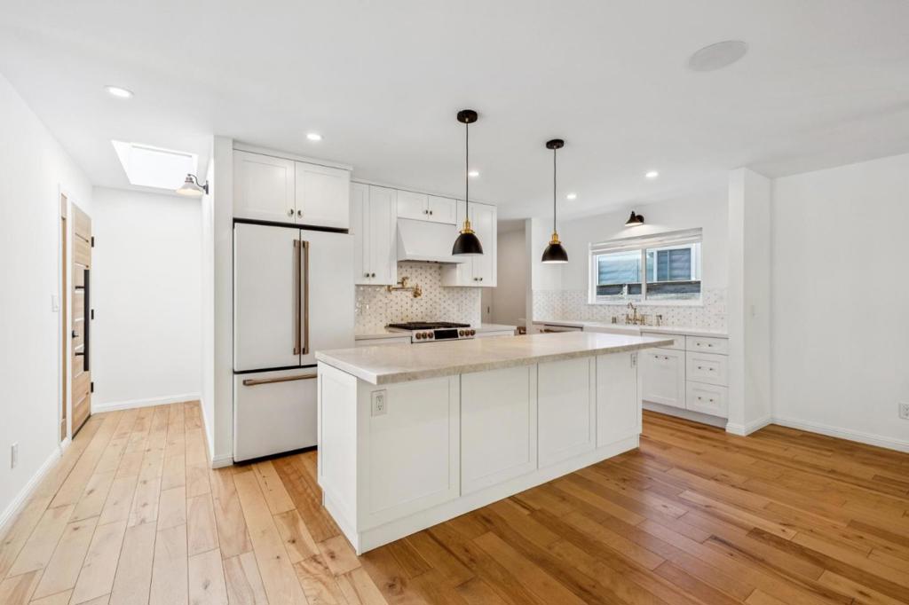 830 Robin Lane, Millbrae, CA 94030