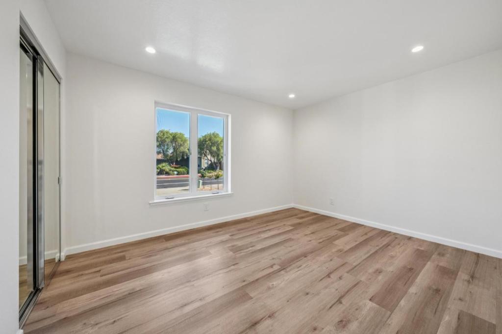 700 Gull Avenue, Foster City, CA 94404
