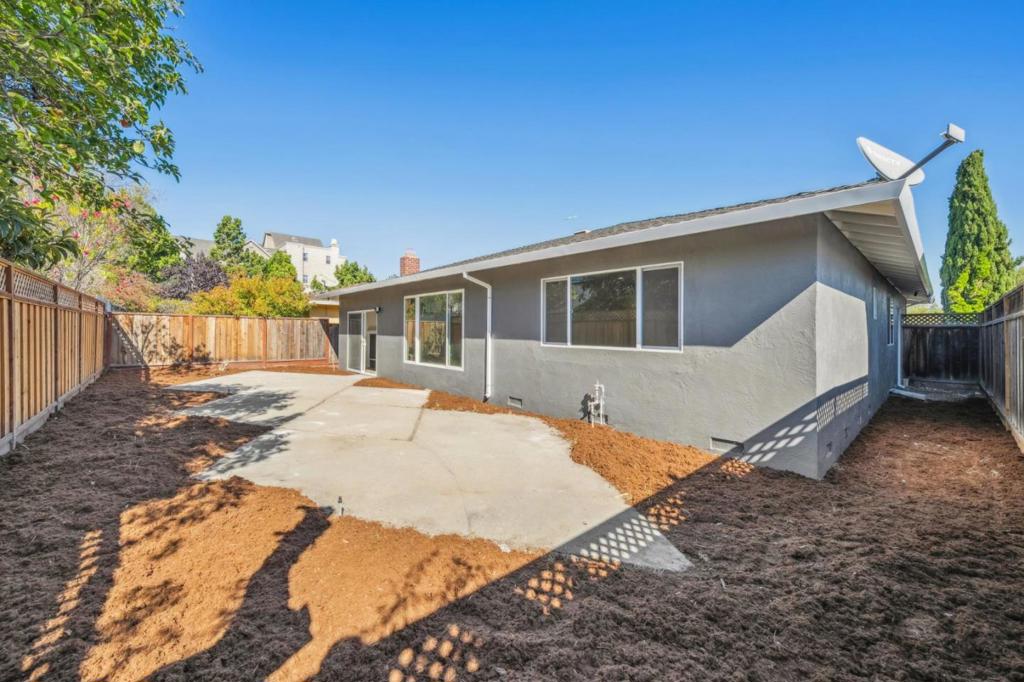 700 Gull Avenue, Foster City, CA 94404