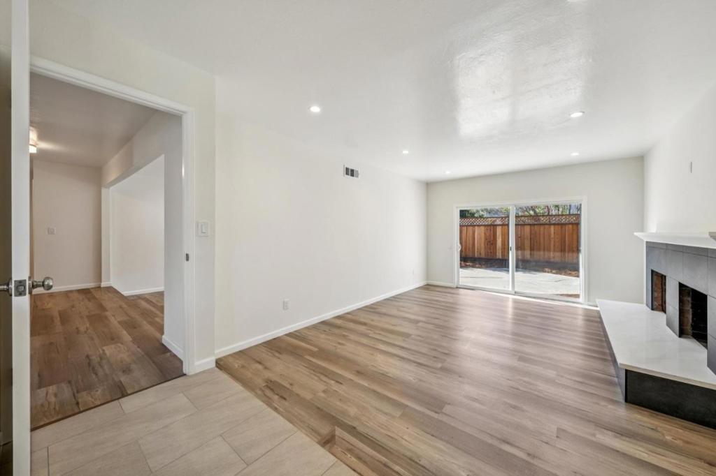700 Gull Avenue, Foster City, CA 94404