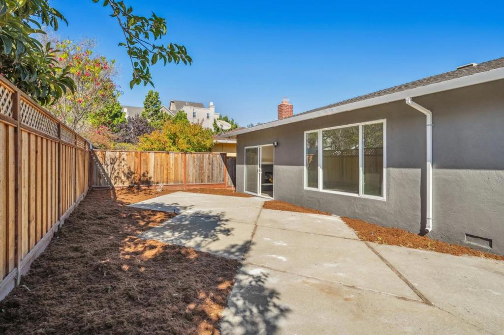 700 Gull Avenue, Foster City, CA 94404