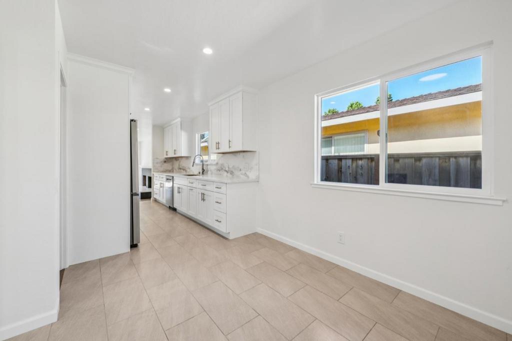 700 Gull Avenue, Foster City, CA 94404