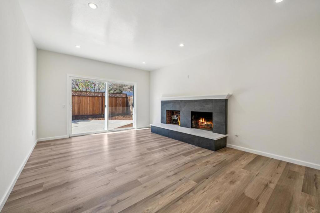 700 Gull Avenue, Foster City, CA 94404