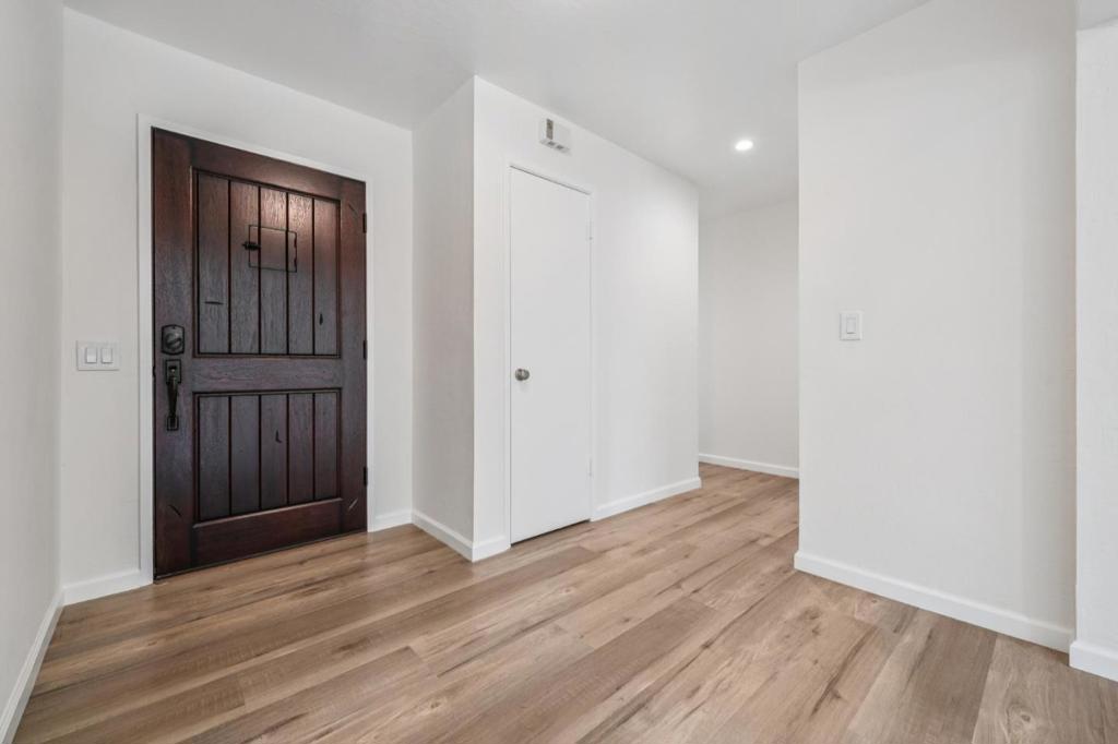 700 Gull Avenue, Foster City, CA 94404