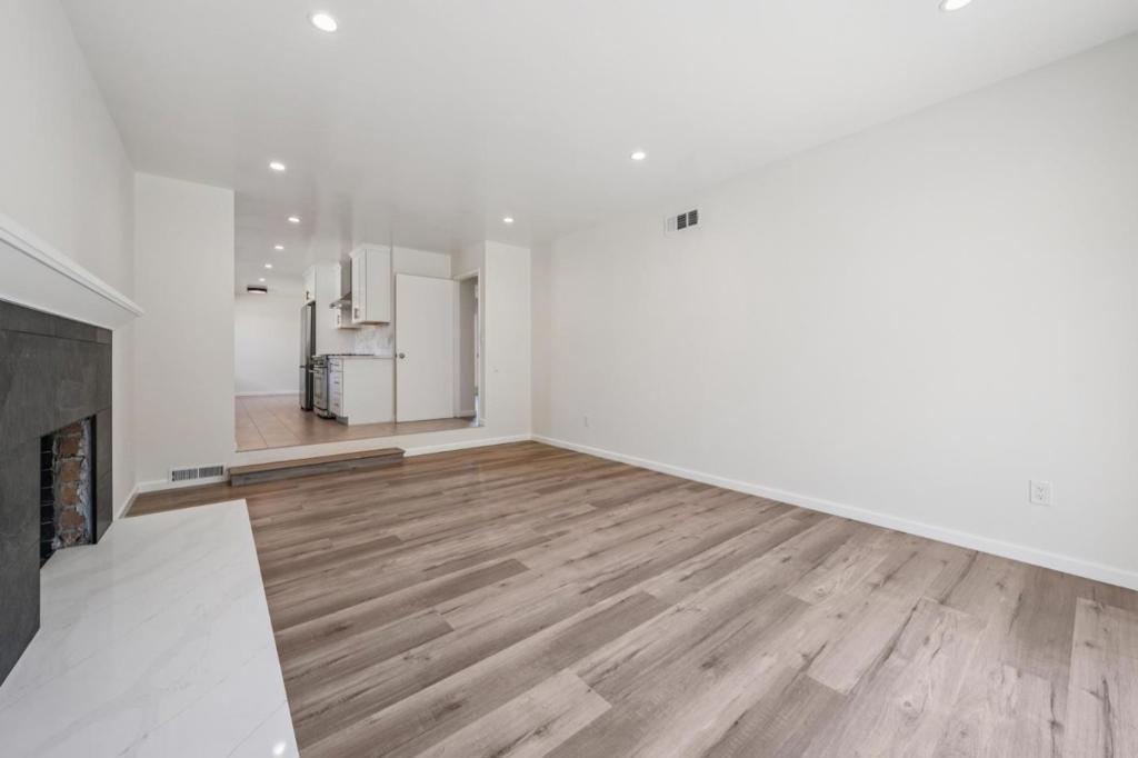 700 Gull Avenue, Foster City, CA 94404