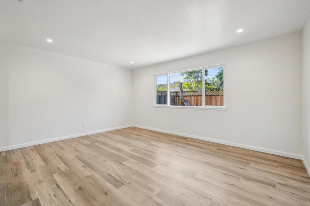 700 Gull Avenue, Foster City, CA 94404