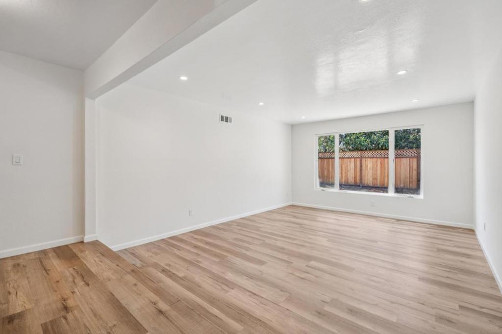 700 Gull Avenue, Foster City, CA 94404