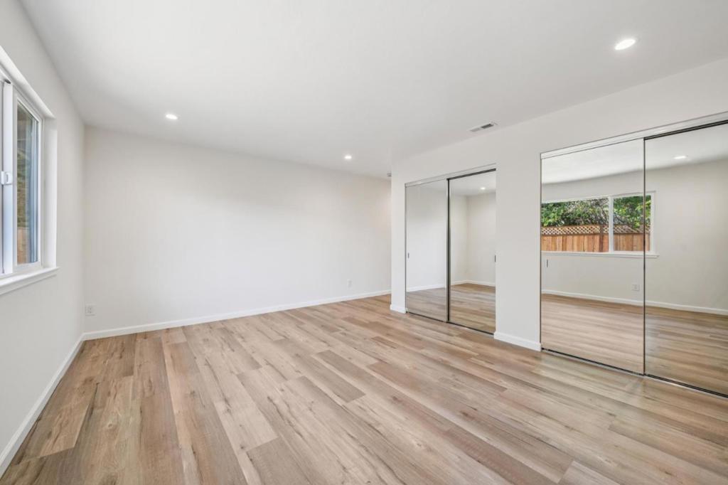 700 Gull Avenue, Foster City, CA 94404