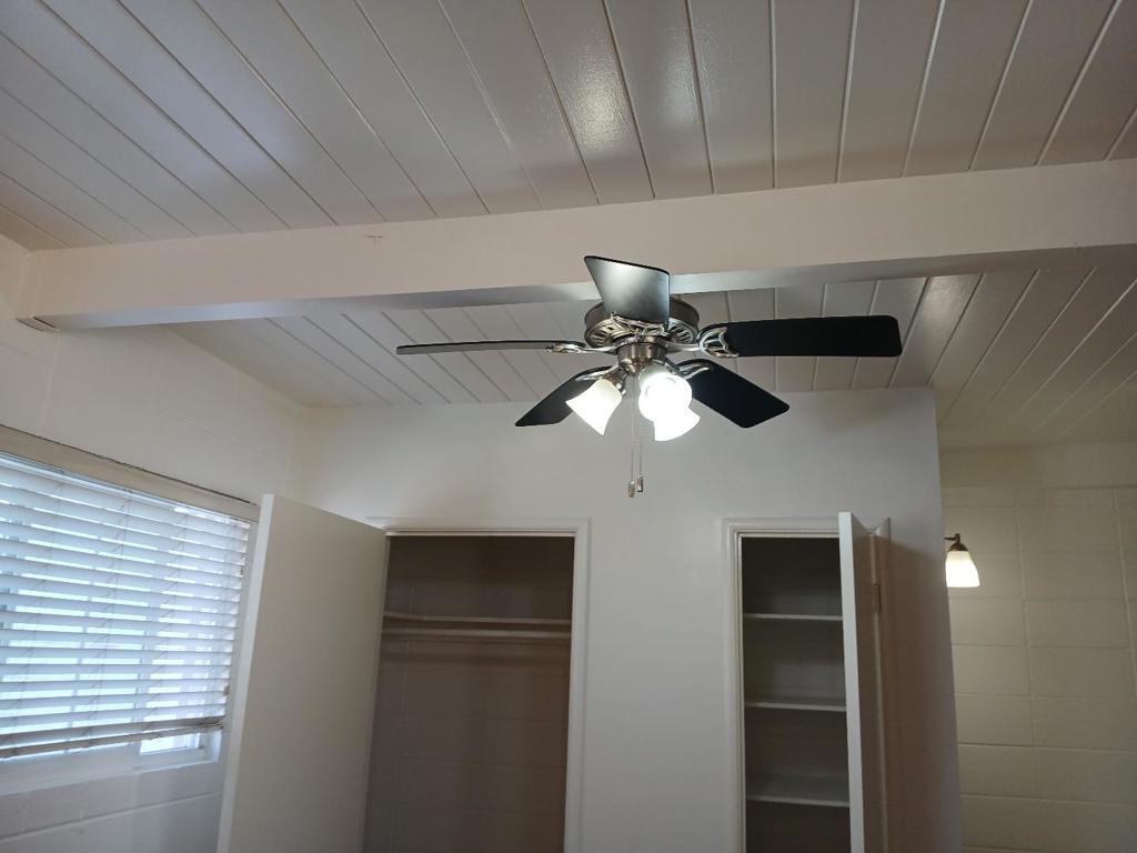 1575 Laurel Street, #C, San Carlos, CA 94070